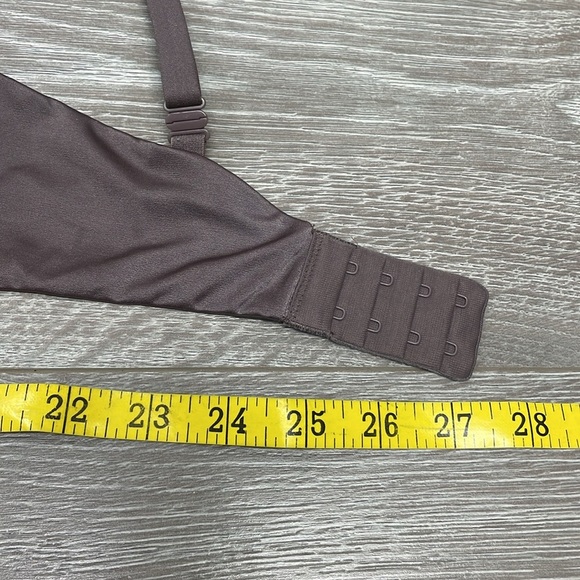 Victoria’s Secret Very Sexy Push-up Bra Smooth Underwire 34D - Picture 7 of 15